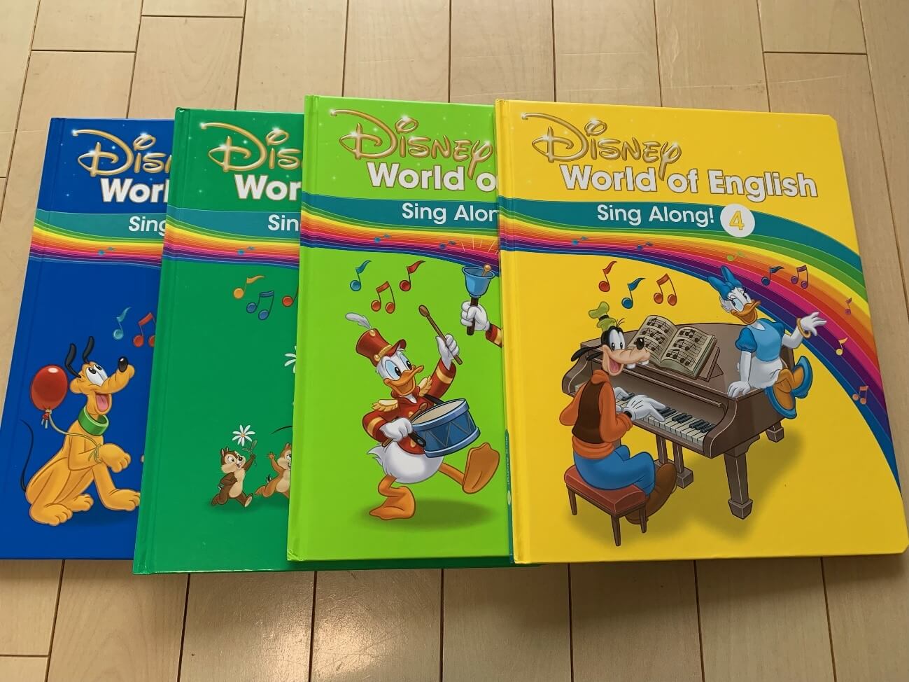 60‐②【最新版】DWE ディズニー英語システム シングアロングBook1〜4巻 